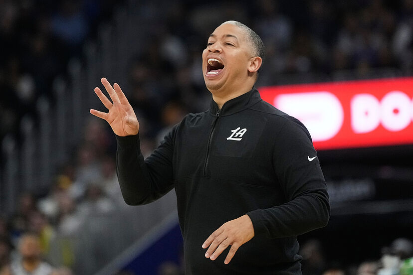 SCANDALE: Le coach des Clippers impliqué dans l'affaire des parties de poker truquées ?