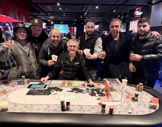 BAD BEAD JACKPOT : Une main de rêve au Québec juste avant les fêtes !