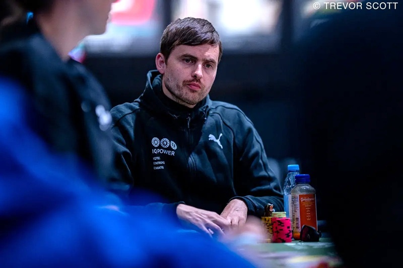 ONE DAY IN VEGAS#4 : Gaëtan Balleur et Martin Kabrhel jusqu'au bracelet WSOP ?