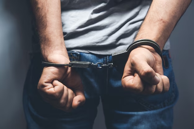 JUSTICE : Pluie de billets et tempête judiciaire au Club Montmartre