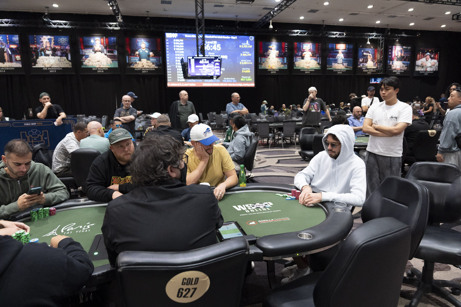 Le nouveau tournoi WSOP Battle of the Ages a recensé 3074 participants ! 
