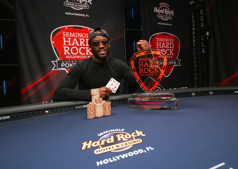 SHR HOLLYWOOD : Martins Adeniya remporte son plus gros gain en carrière - 512.600 $