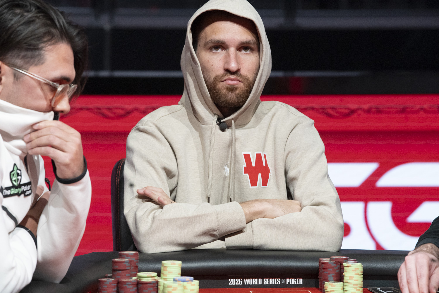 ONE DAY IN VEGAS 2026 #18: Emilien Pitavy Enters the $250,000 Sharks' Tank as Negreanu and Vogelsang Lurk Close Behind